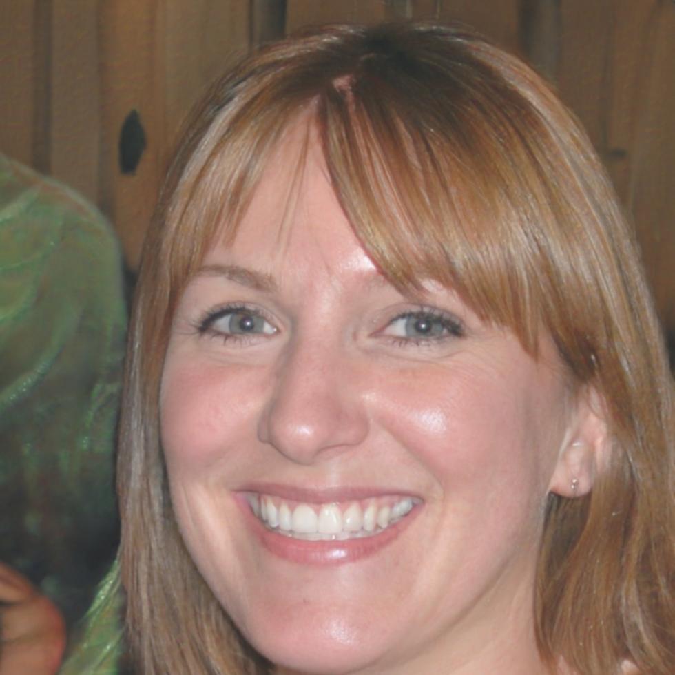 Linh Nguyen, Curriculum Specialist